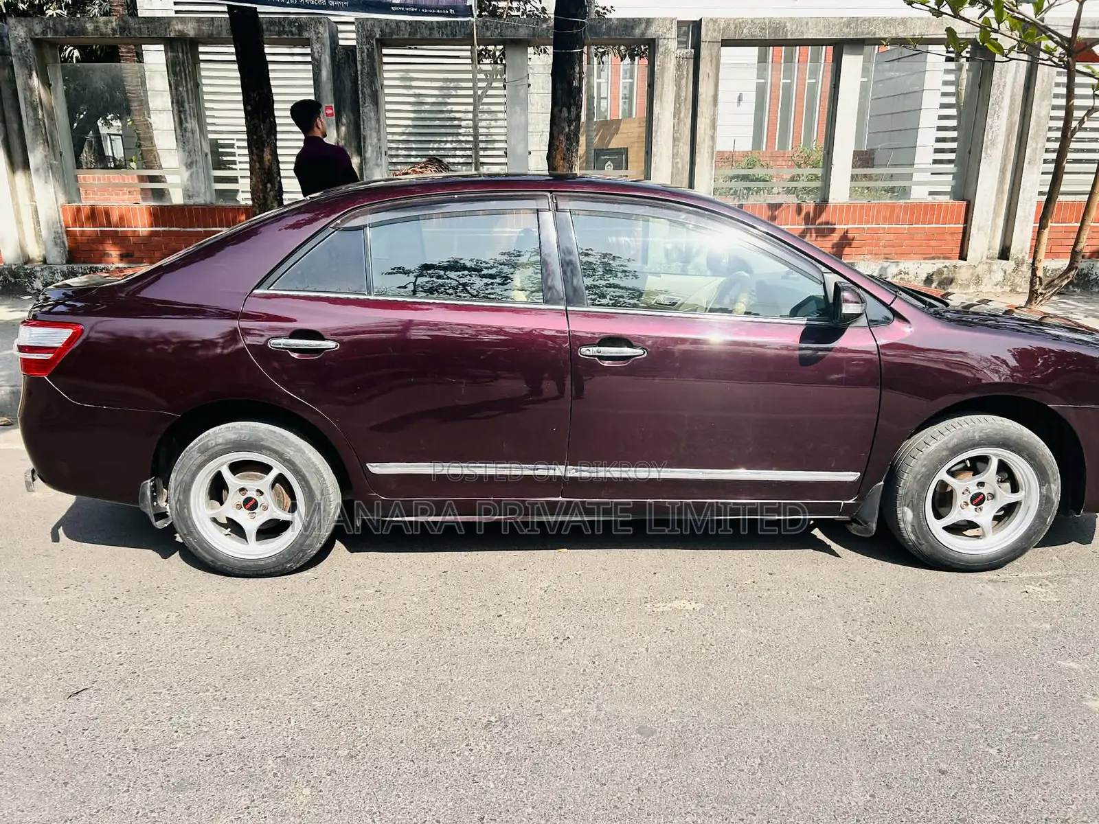 Toyota Premio 1.5 Front Wheel Drive 2011 Maroon
