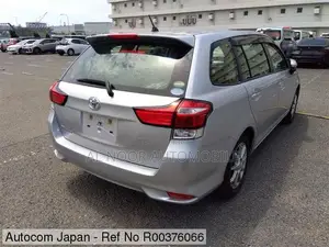 Toyota Corolla Fielder 1.5 Hybrid Front-Wheel Drive 2021 Silver