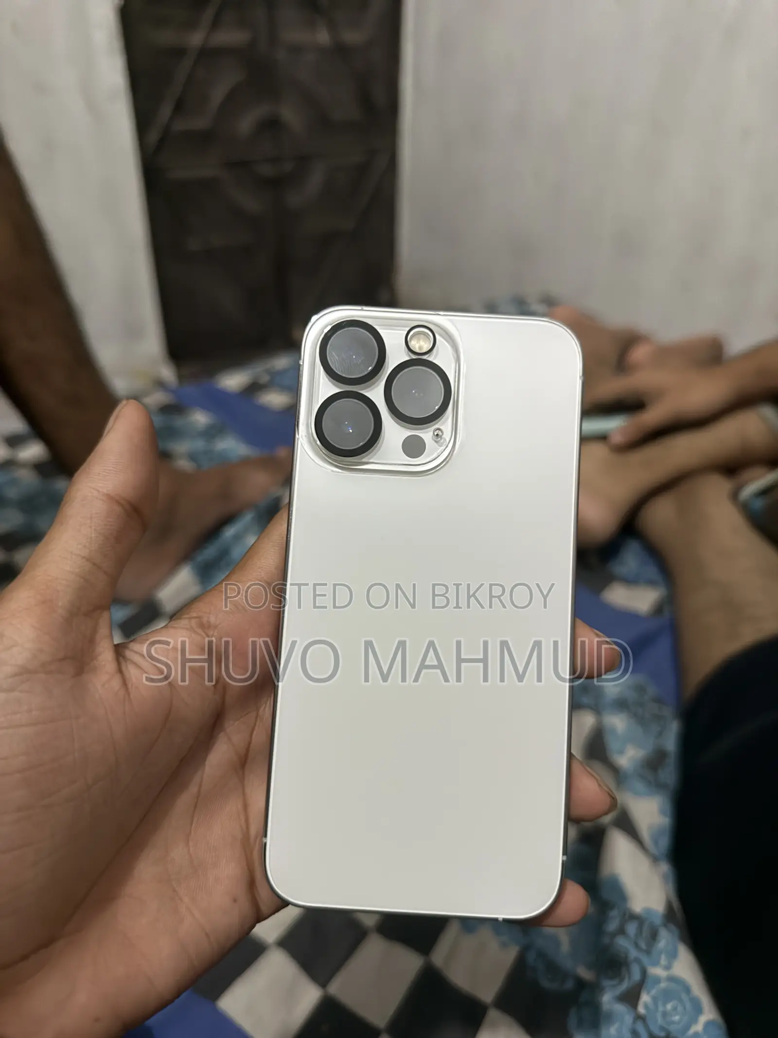 অ্যাপল আইফোন ১৩ প্রো ১২৮ জিবি হোয়াইট