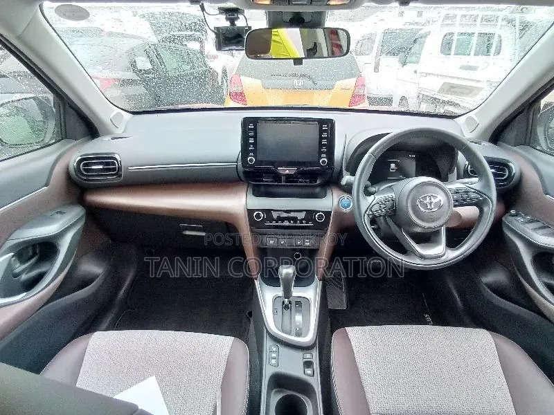 Toyota Yaris Cross 2021 Red