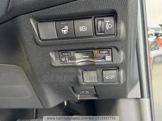 টয়োটা করোলা ক্রস ২০২৬ কালো
