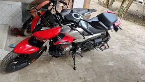 Hero Xtreme 125R 2025 Red
