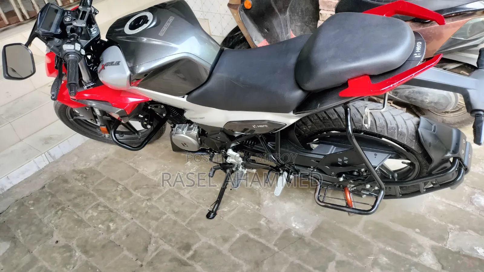 Hero Xtreme 125R 2025 Red
