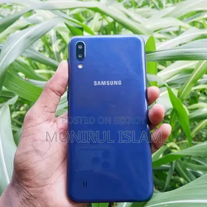 Samsung Galaxy M10 16 GB Blue