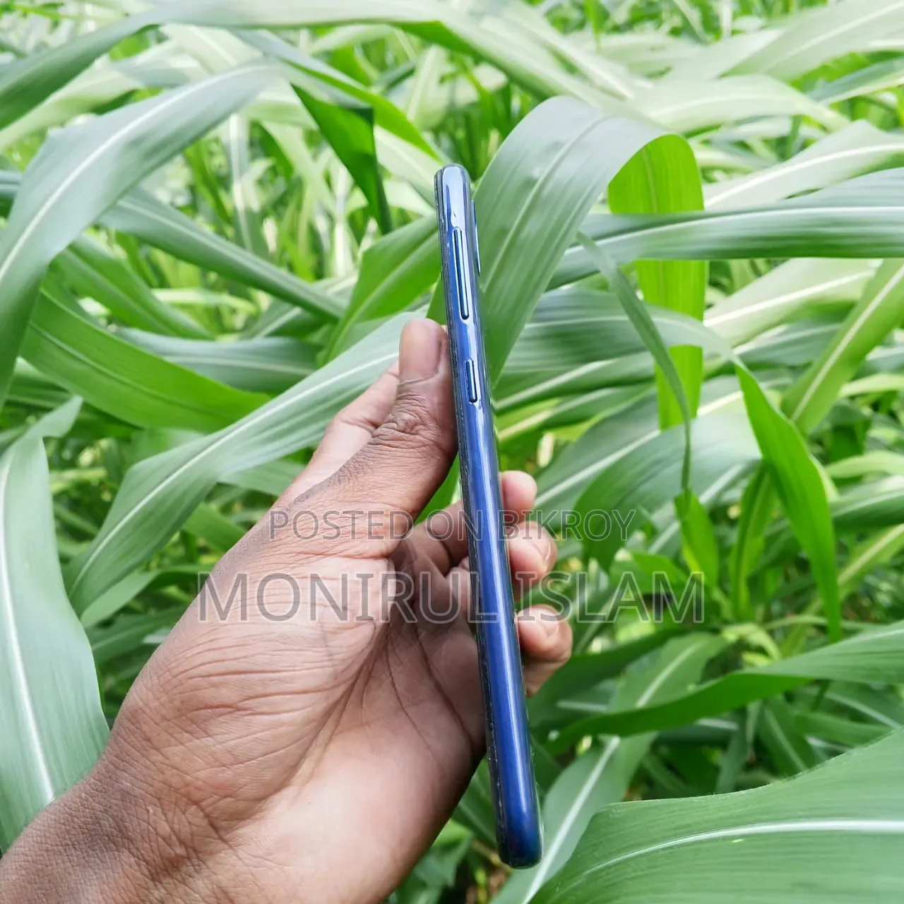 Samsung Galaxy M10 16 GB Blue