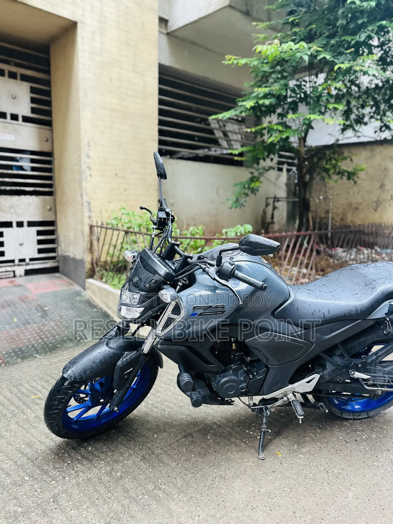 Yamaha 2022 Gray