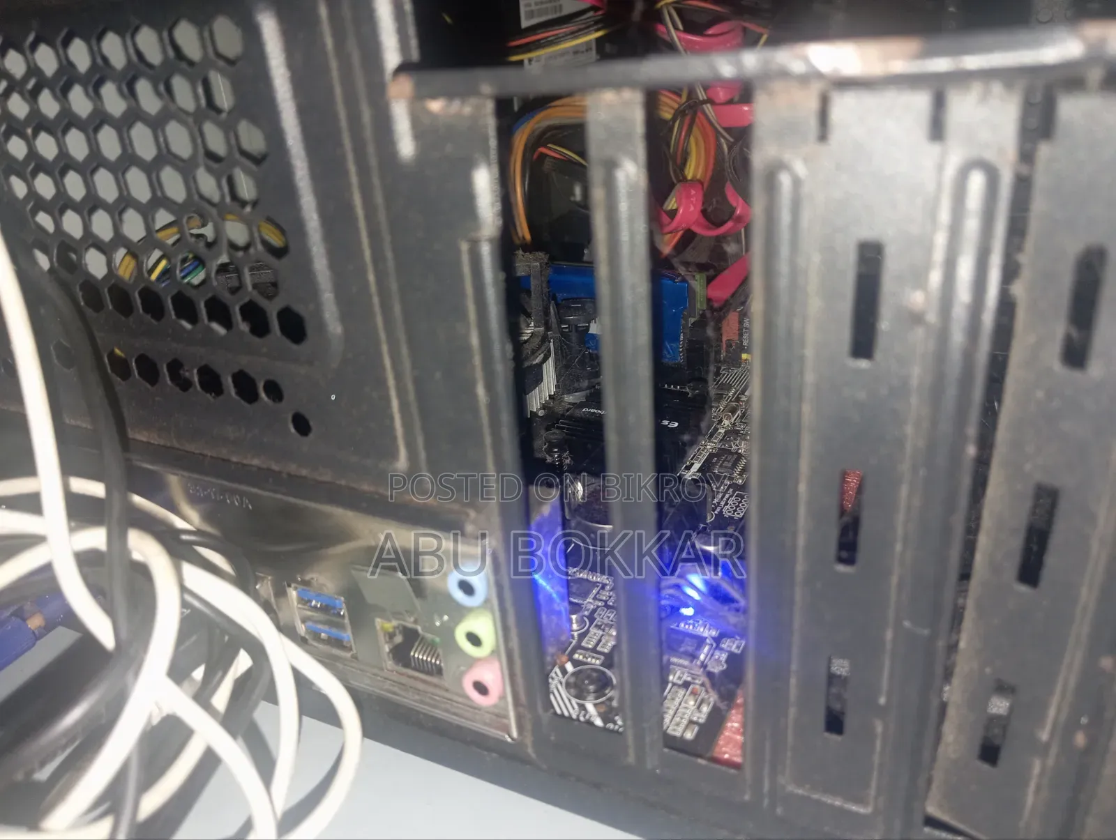 Desktop Computer 12GB Intel Core i3 HDD 256GB