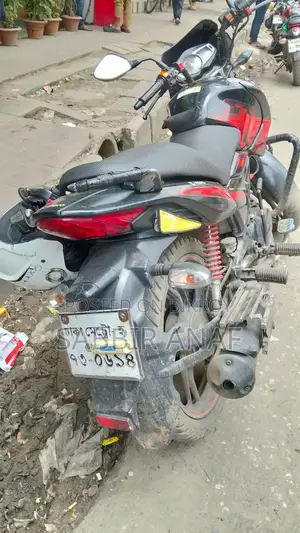 হিরো ইগনিটর ২০২২ কালো