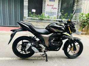 সুজুকি জিক্সার মনোটোন ২০২৫ ব্ল্যাক