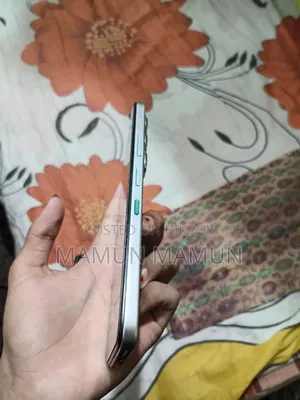Infinix Hot 60i 128 GB White