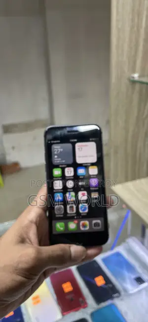 Apple iPhone 8 64 GB Black