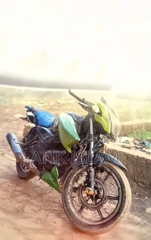 TVS Apache RTR 160 2V 2016 Green