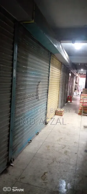 Motor Parts Shop Rent