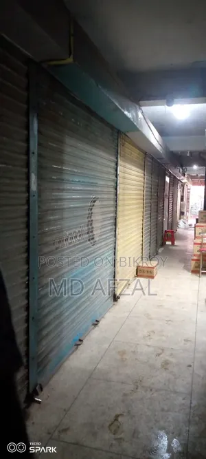 Motor Parts Shop Rent