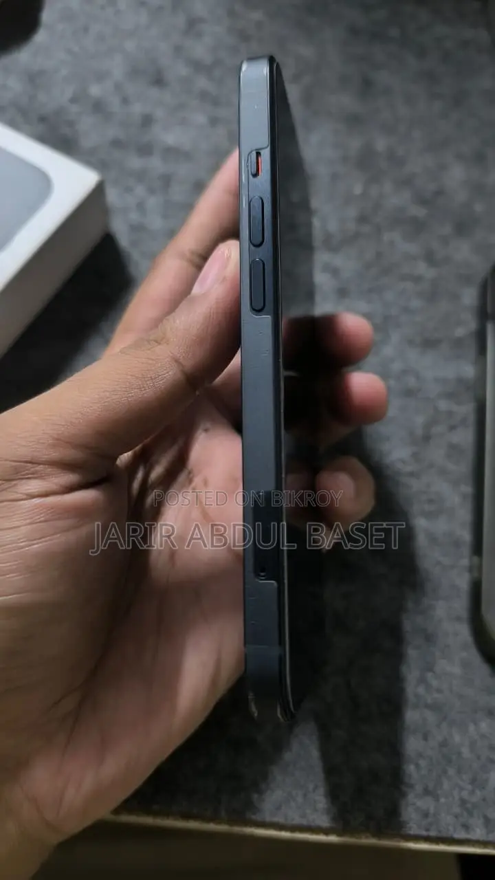 Apple iPhone 13 128 GB Black