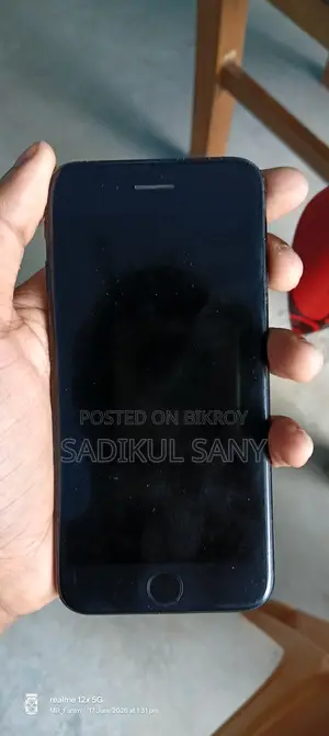 Apple iPhone 7 32 GB Black