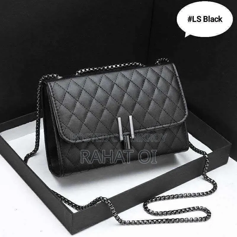 Chain Strap Quilted Aesthetic Handbag