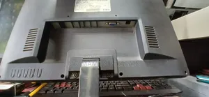 ফুল ফ্রেস এলইডি মনিটর বিক্রি করা হবে