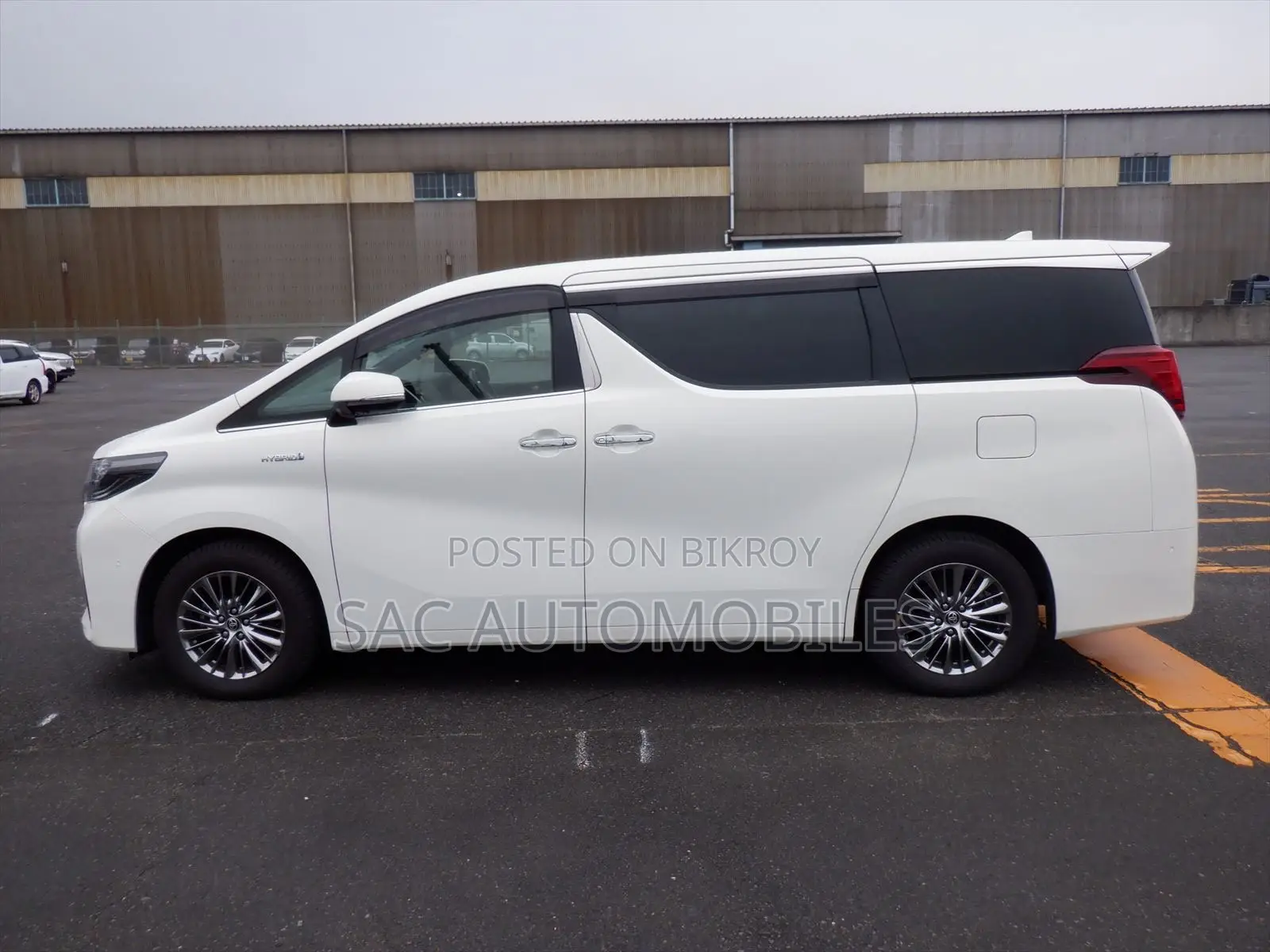 Toyota Alphard 2.5 Hybrid AWD 2020 Pearl