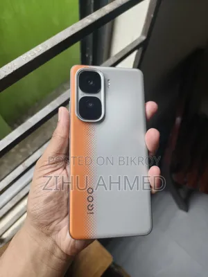 iQOO 512 GB Orange