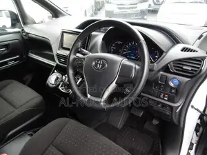 Toyota Noah 2021 Pearl