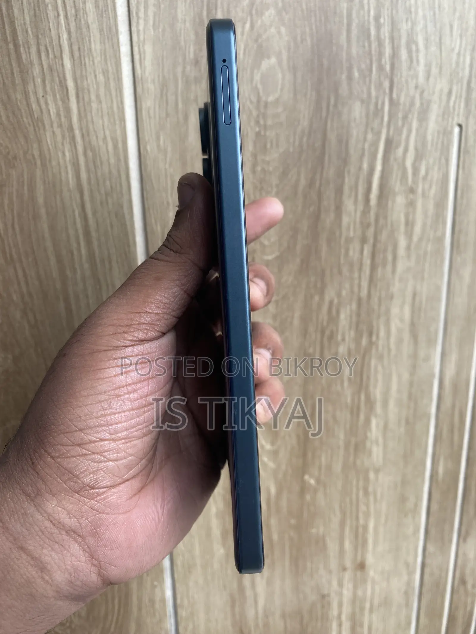 Vivo Y21d 128 GB Blue