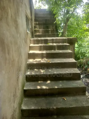 কাশিপুর বাজারে বিক্রয়ের জন্য ফার্নিশড ৩ বেডরুমের বাড়ি