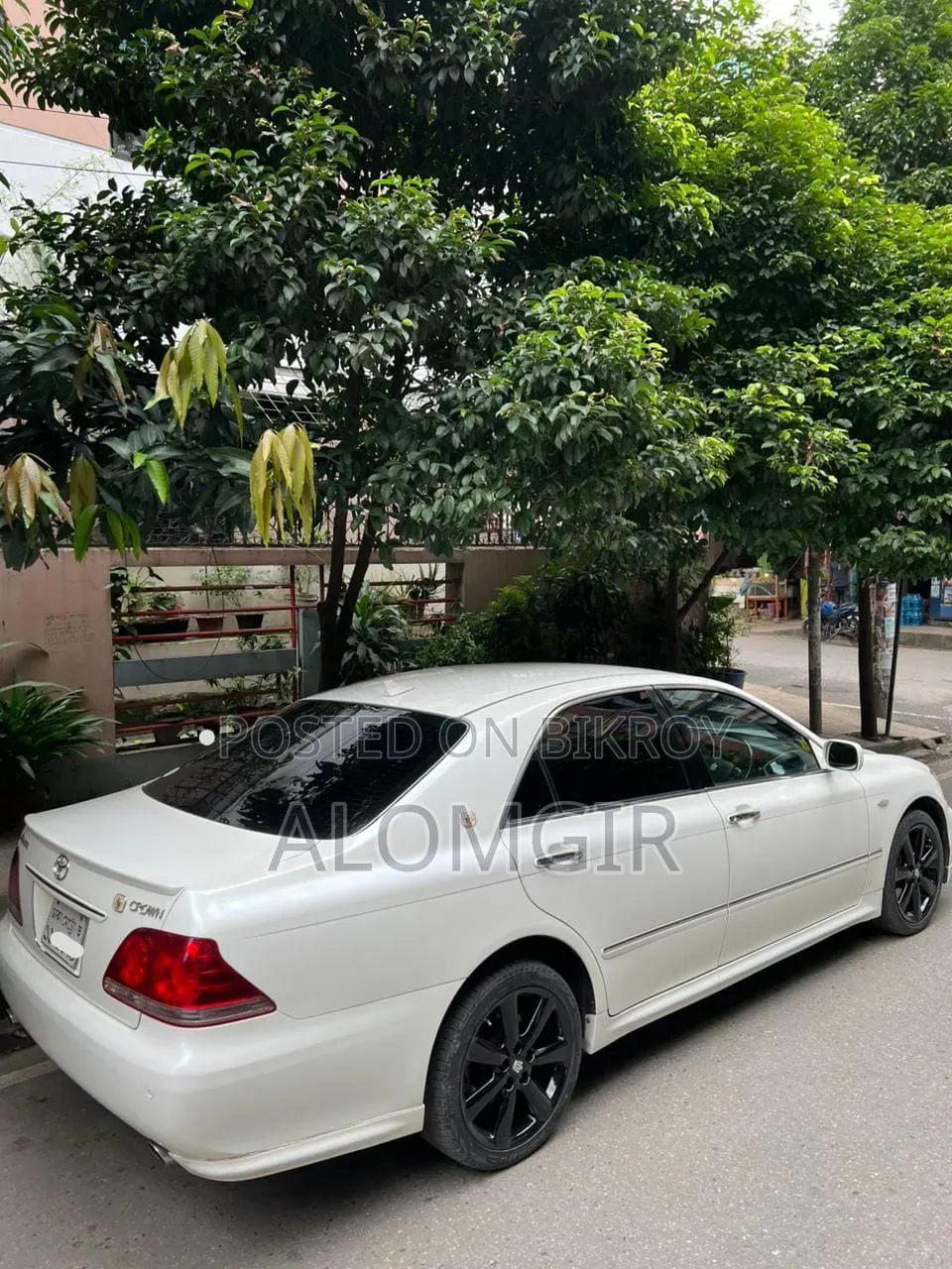 Toyota Crown Royale 2005 Pearl
