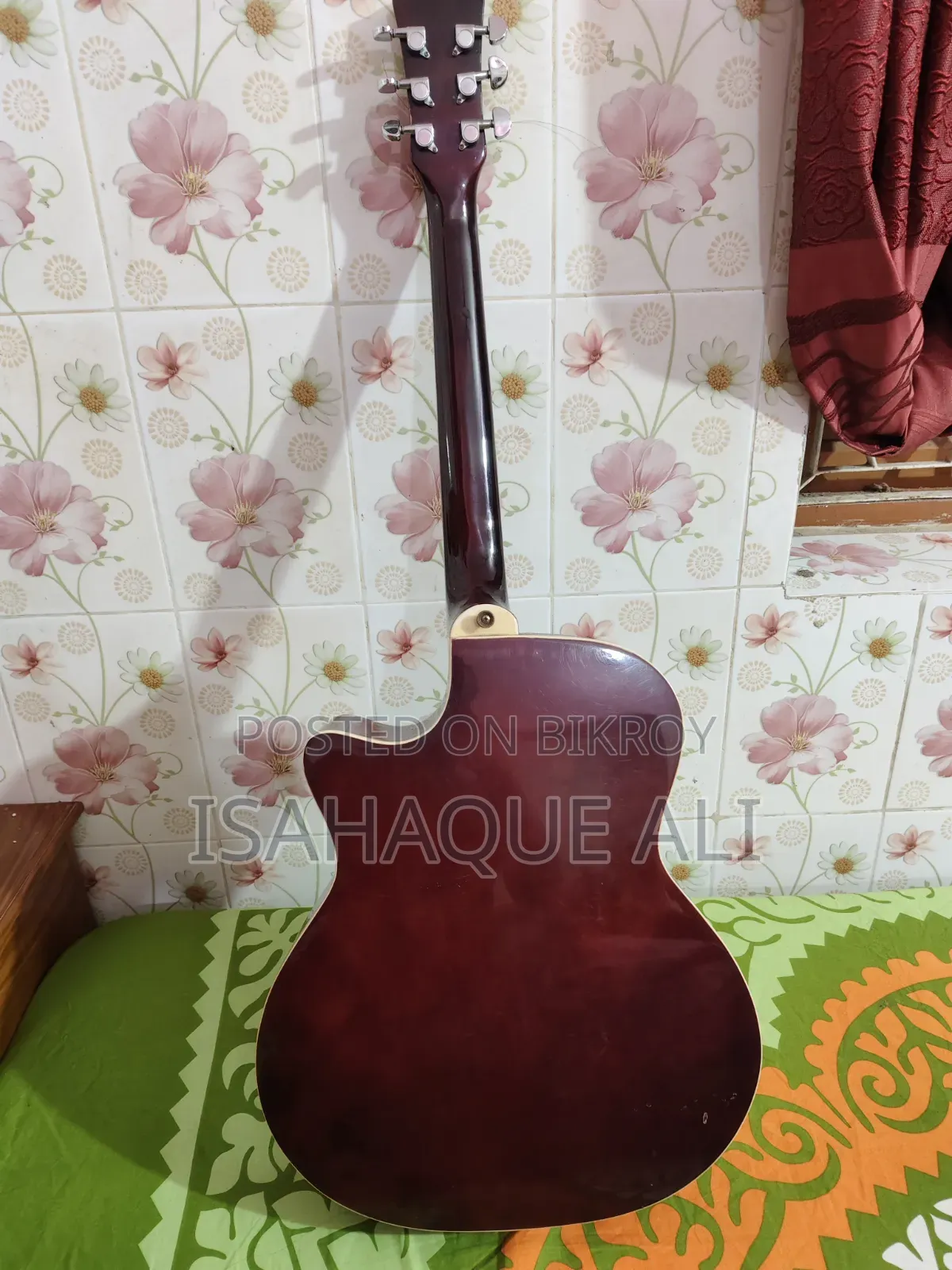 Axe Ag-52c Guiter