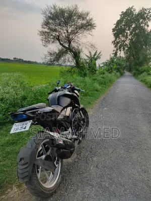 TVS Apache 160 4V 2022 Black