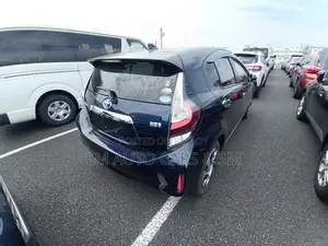 Toyota Aqua 2021 Blue