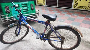 একটি পুরাতন বাইসাইকেল বিক্রি করা হবে