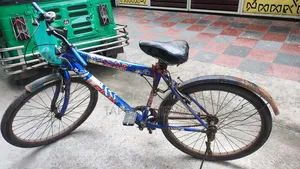 একটি পুরাতন বাইসাইকেল বিক্রি করা হবে