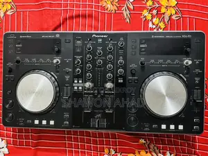 Dj Player (Pioneer Xdj R1)