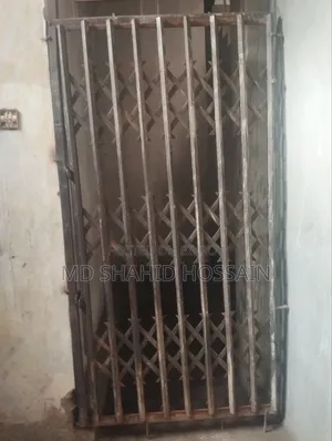 Main Gate Scissor Gate