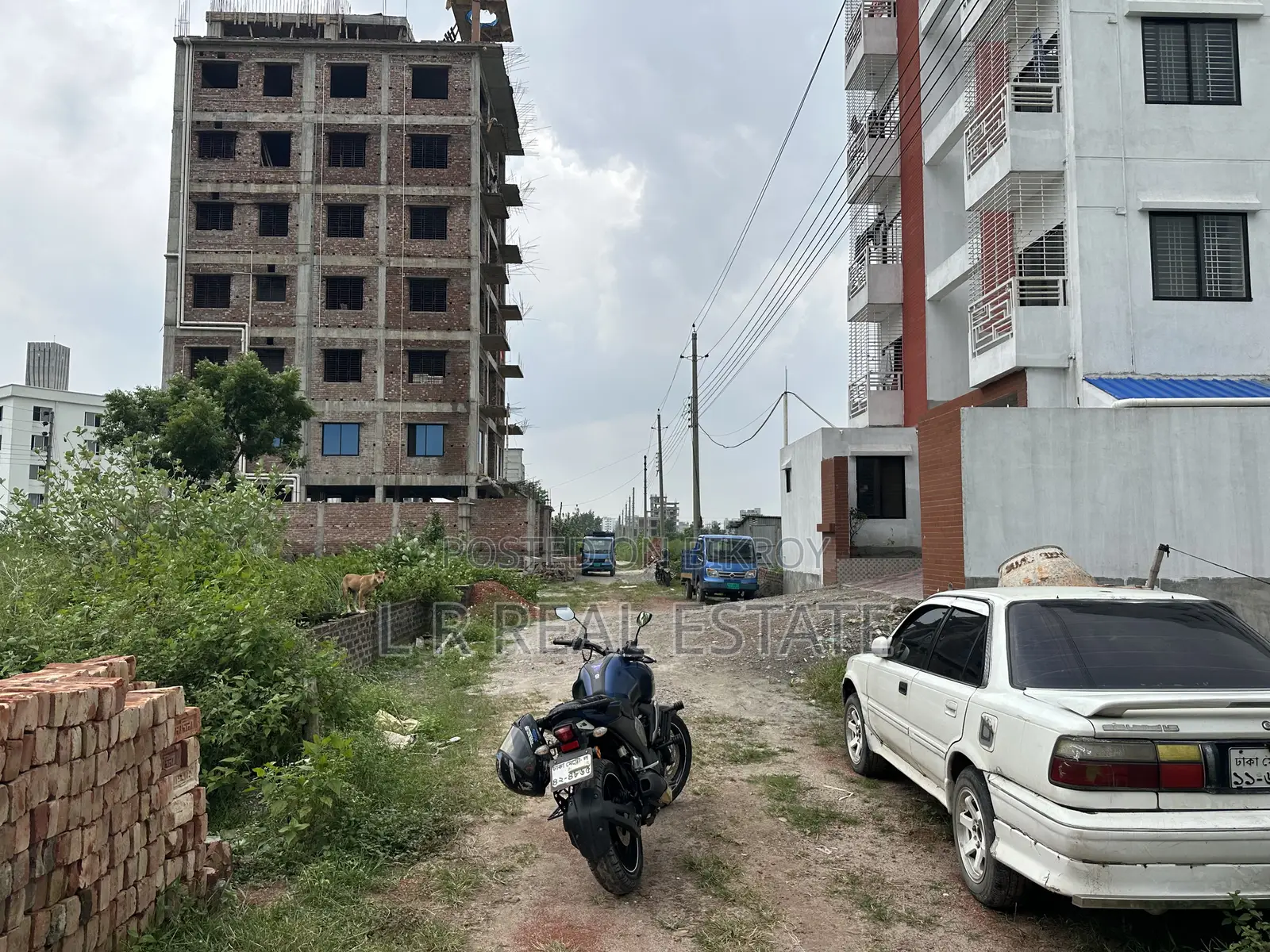 Block-N, 3-Katha, South-Face, Near Community Park, Bashundhara R/A