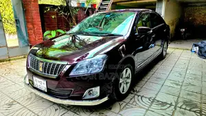 Toyota Premio 2014 Maroon