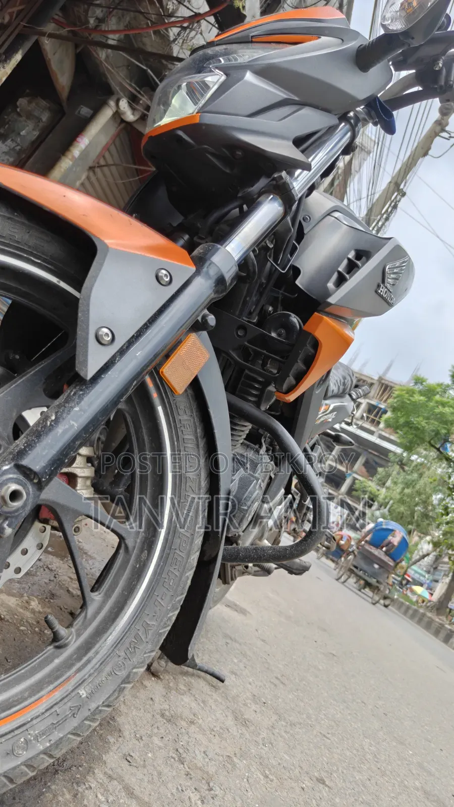 Honda Hornet 2021 Orange