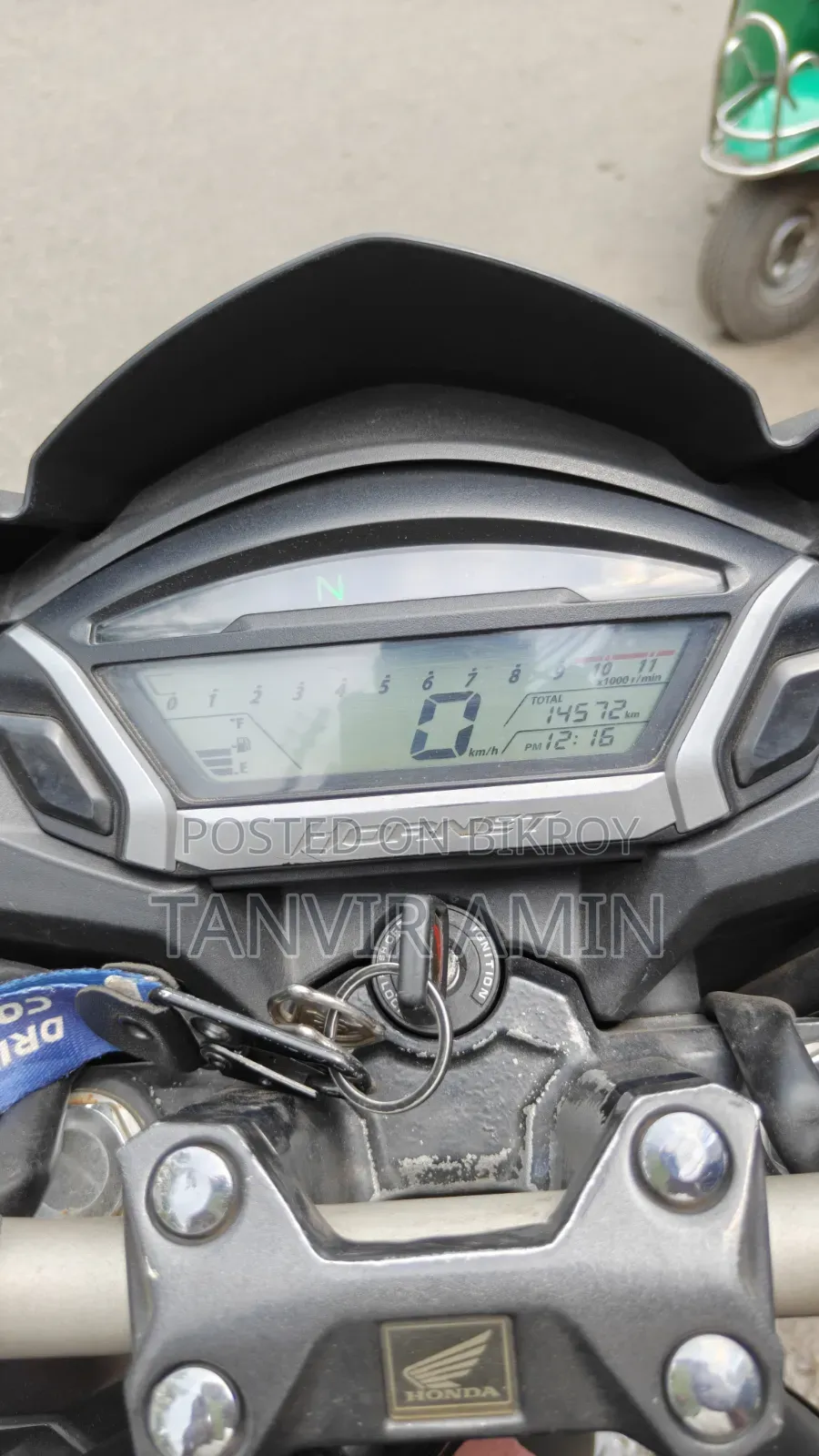 Honda Hornet 2021 Orange
