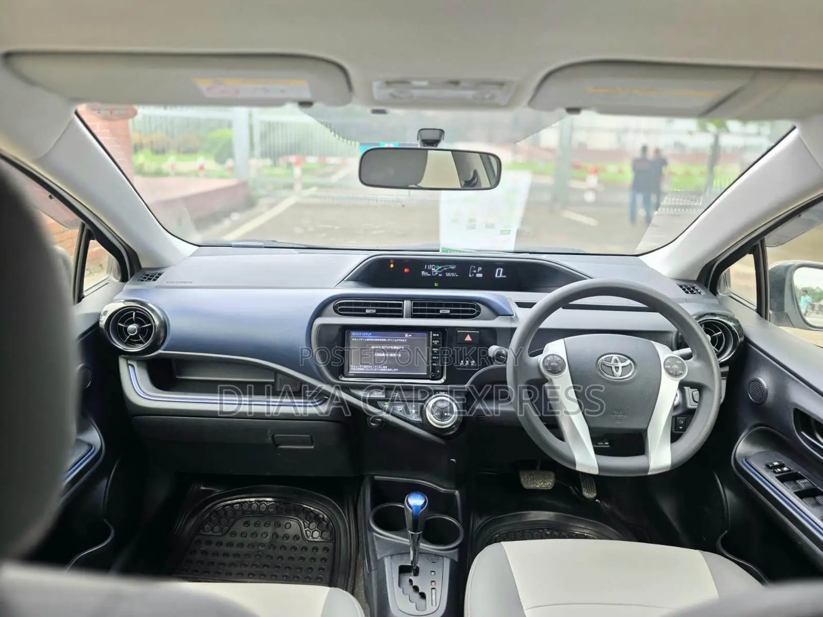 Toyota Aqua 2016 Pearl