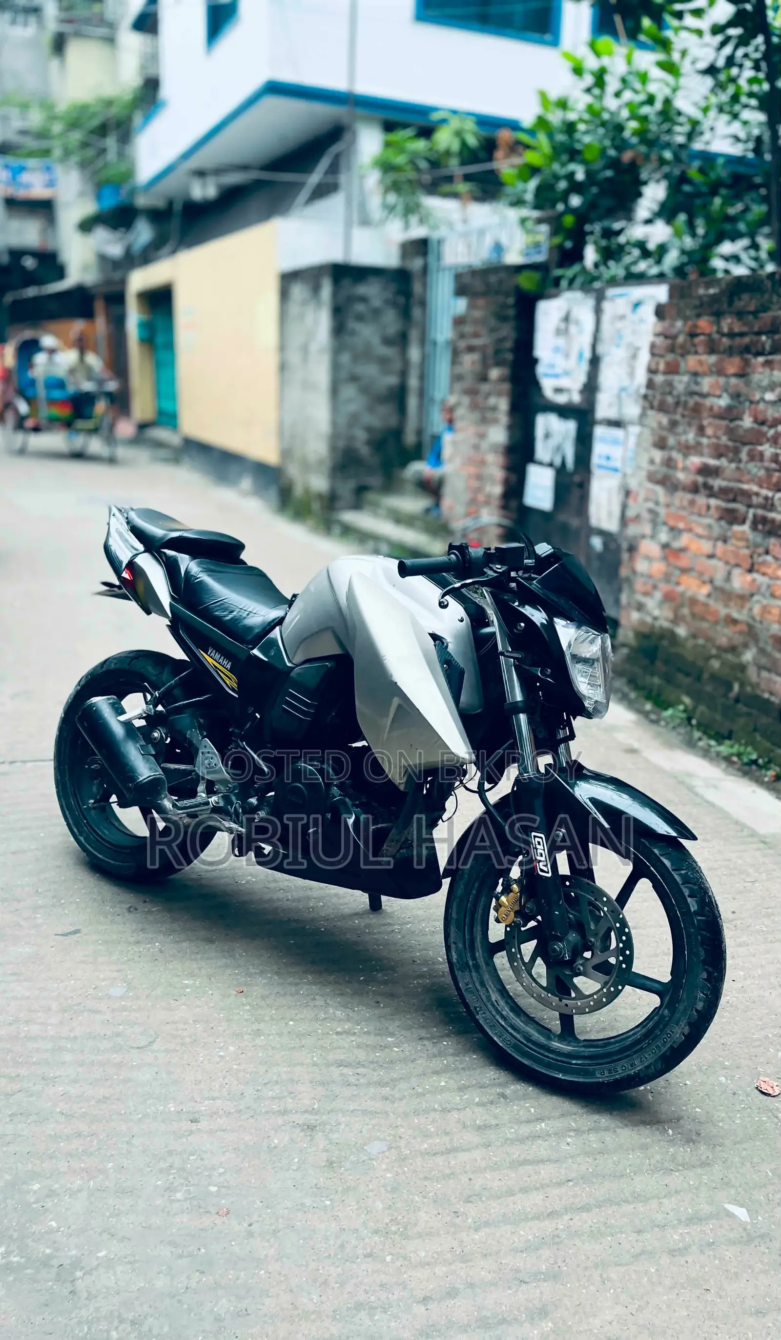 Yamaha FZ 2012 White