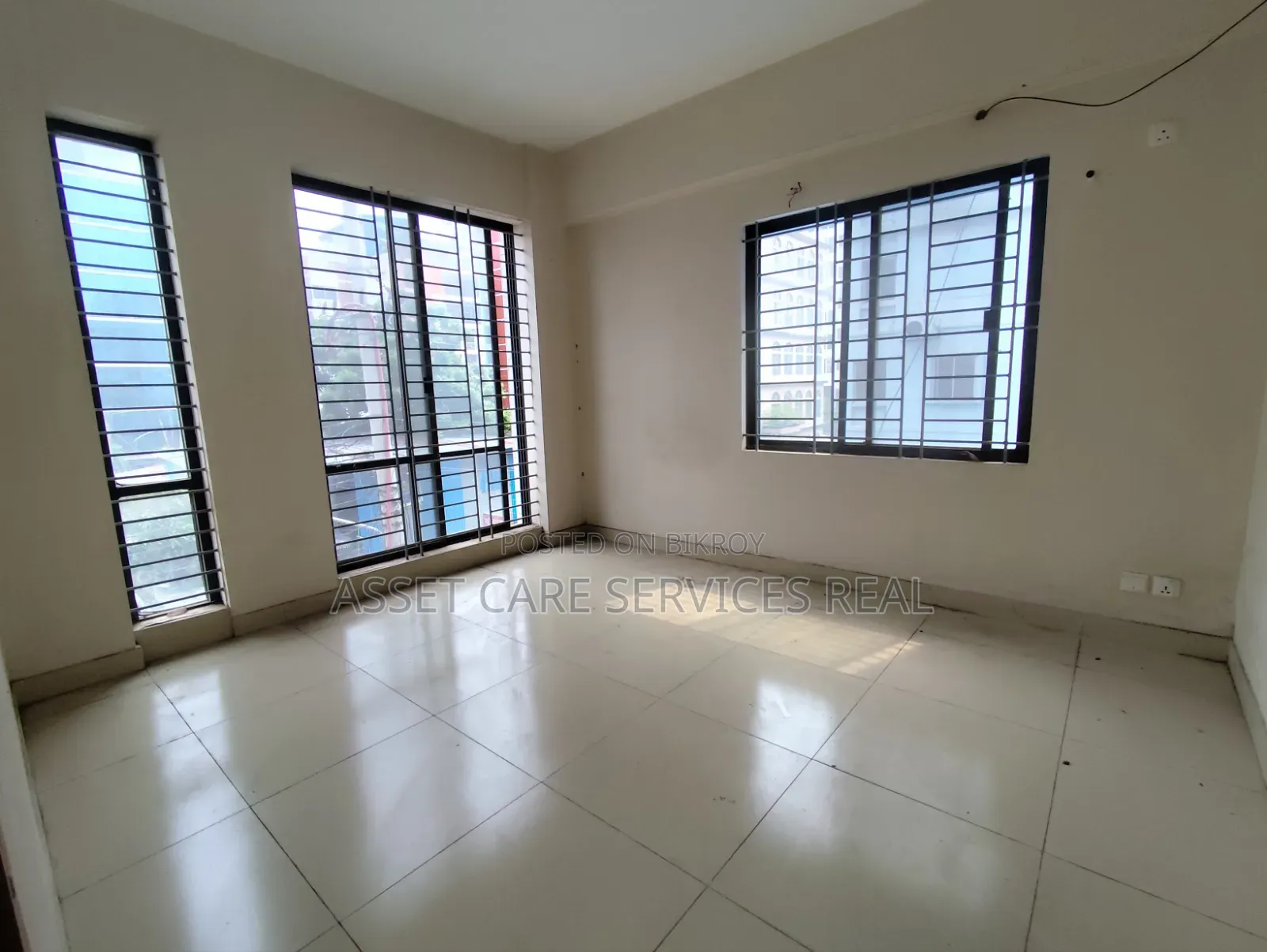 28-Bedroom 15000-SQFT Independent House Office Rent Baridhara