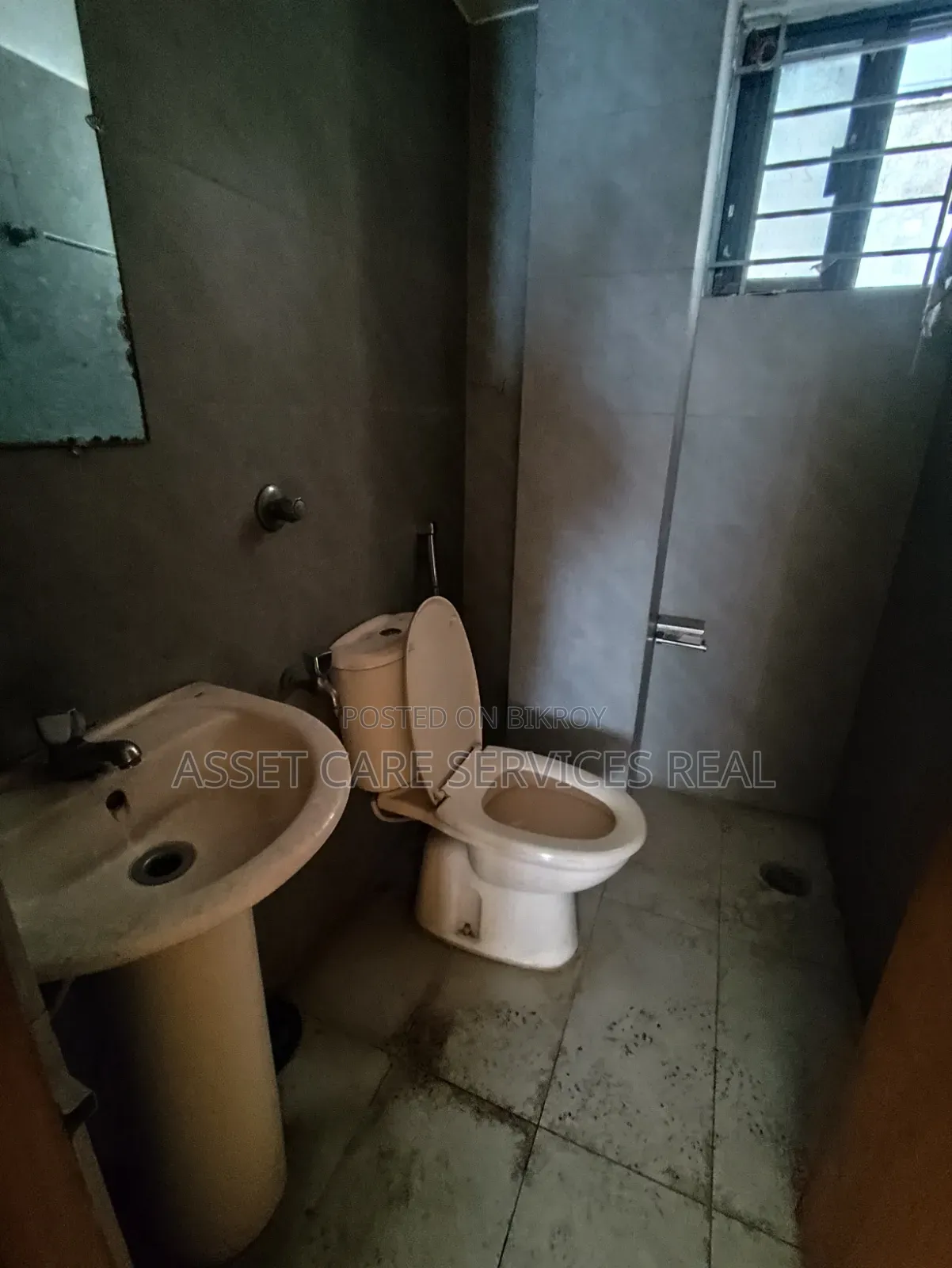 28-Bedroom 15000-SQFT Independent House Office Rent Baridhara