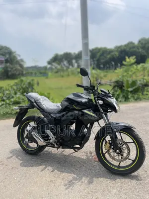সুজুকি জিক্সার মনোটোন ২০২৬ ব্ল্যাক