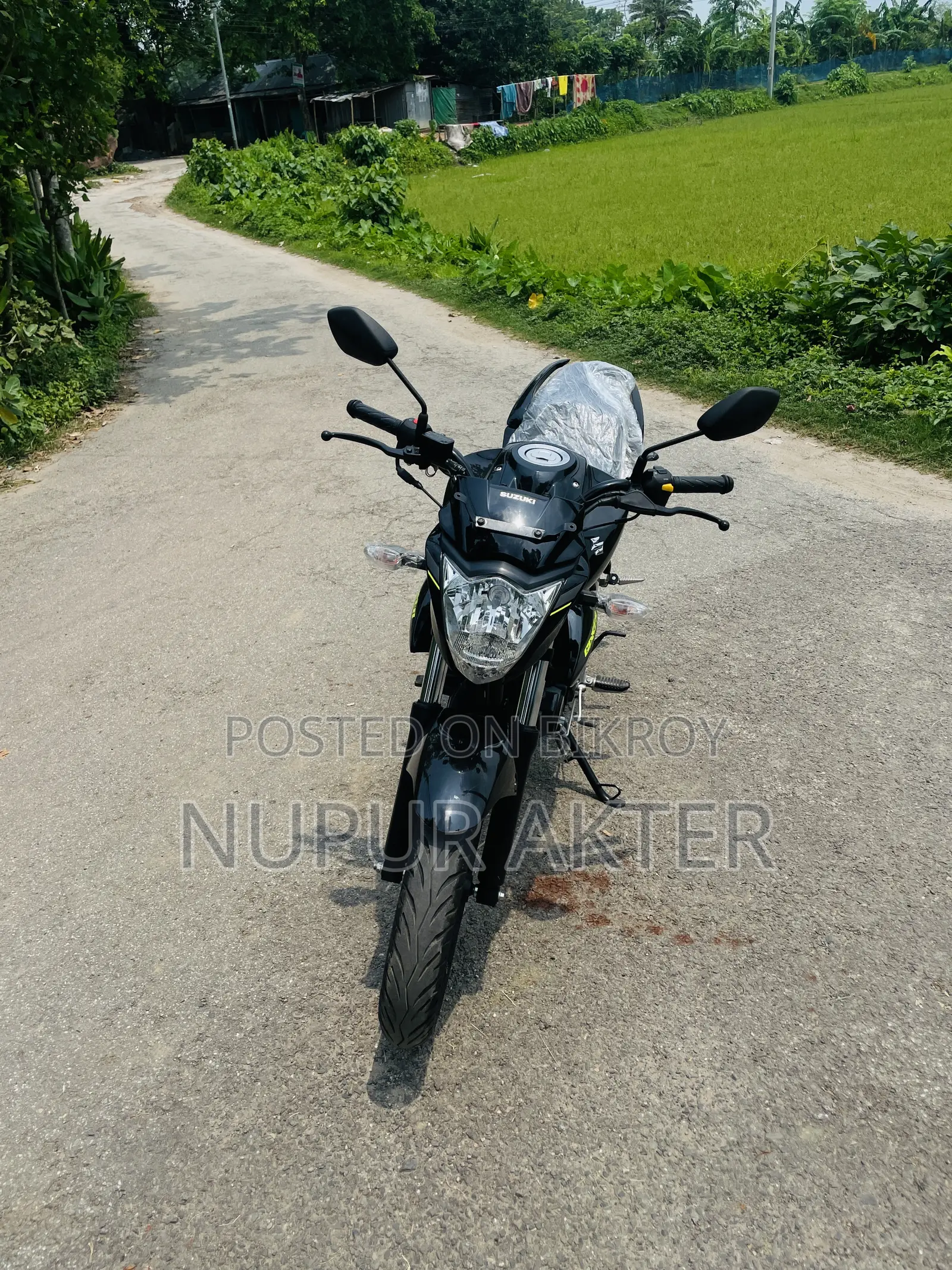 সুজুকি জিক্সার মনোটোন ২০২৬ ব্ল্যাক