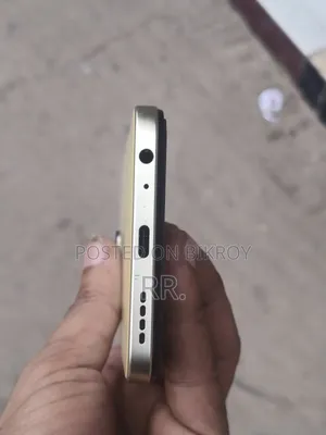 Vivo Y35 256 GB Gold