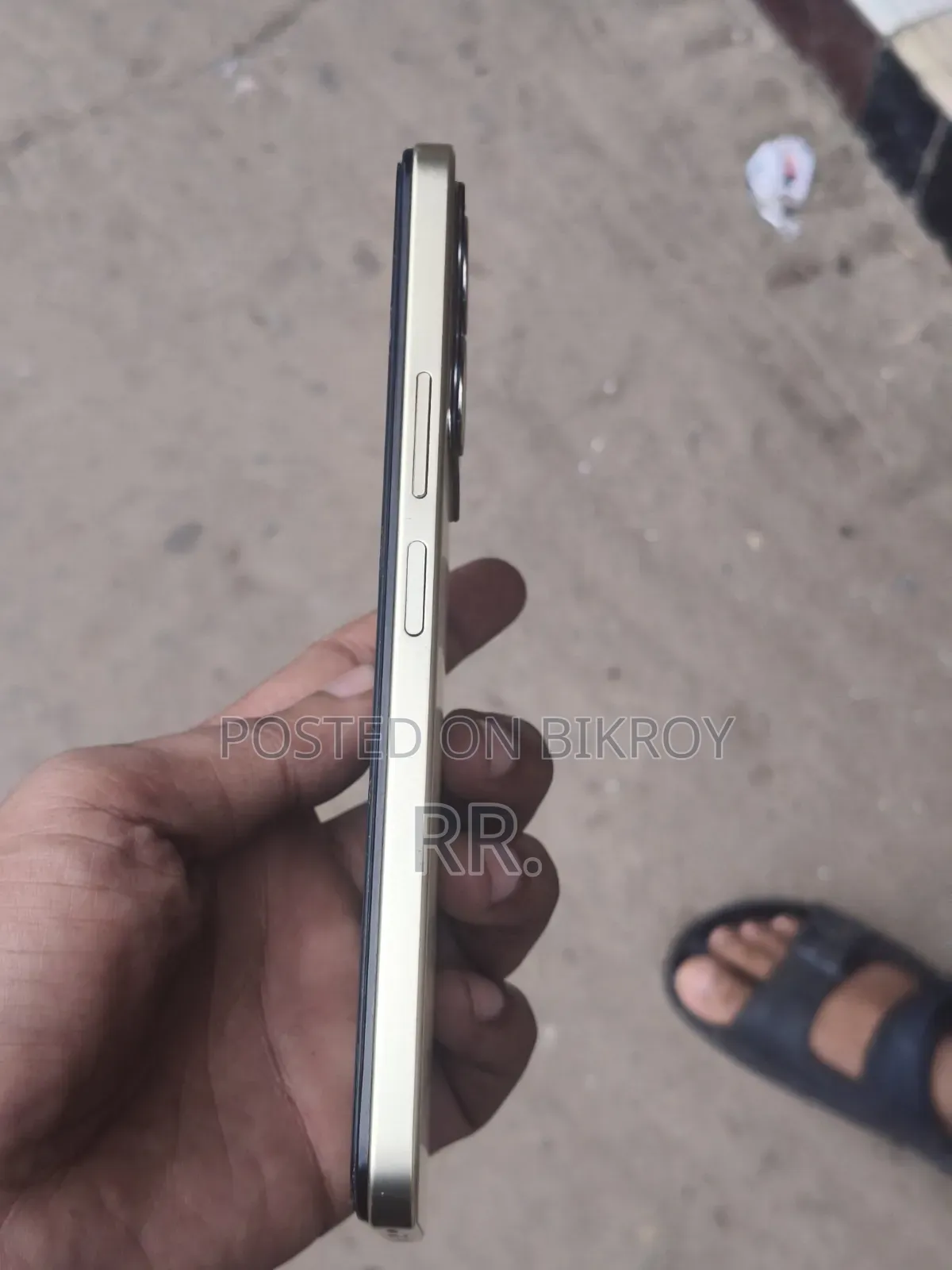 Vivo Y35 256 GB Gold