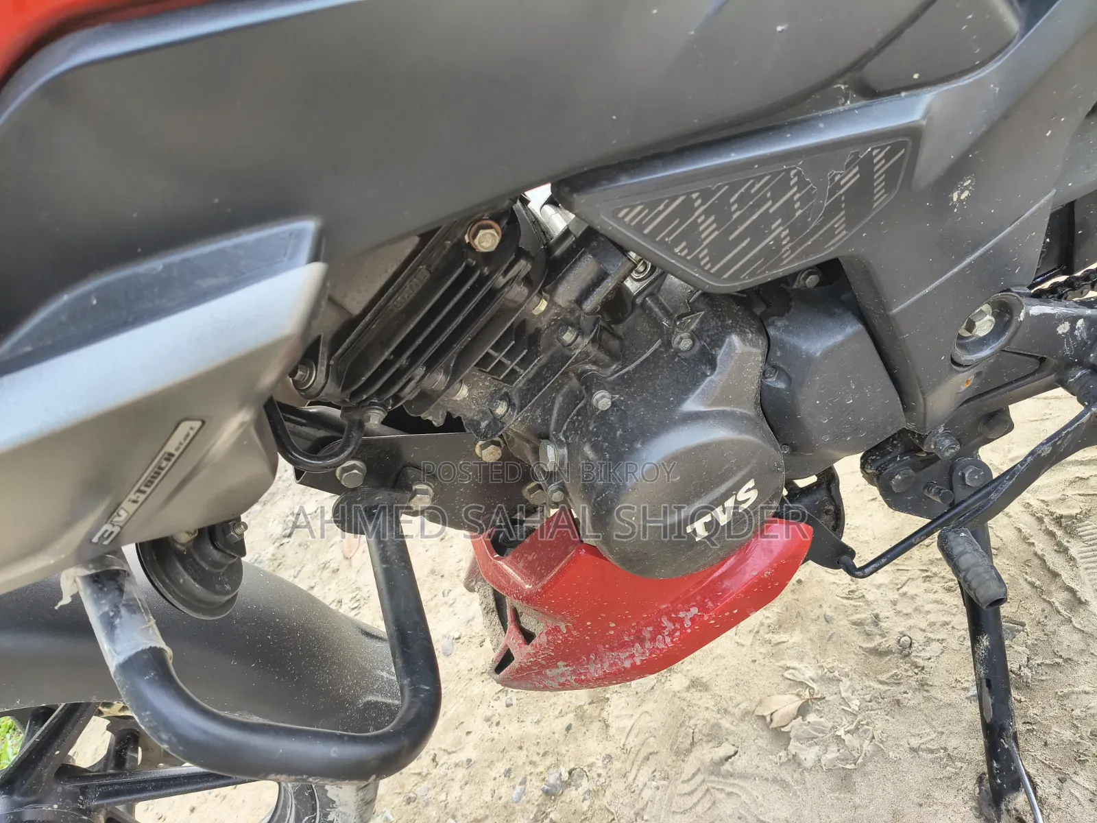 TVS Raider 125 2022 Red