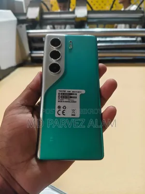 টেকনো ক্যামন ৪০ প্রো ৪জি ২৫৬ জিবি