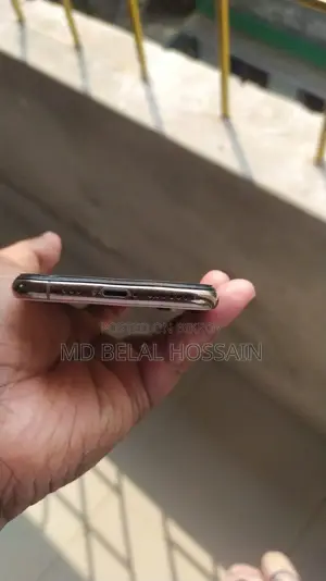 Apple iPhone XS 64 GB Gold